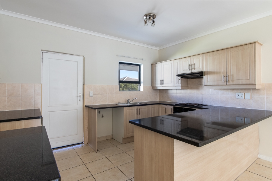 2 Bedroom Property for Sale in Heritage Park Western Cape